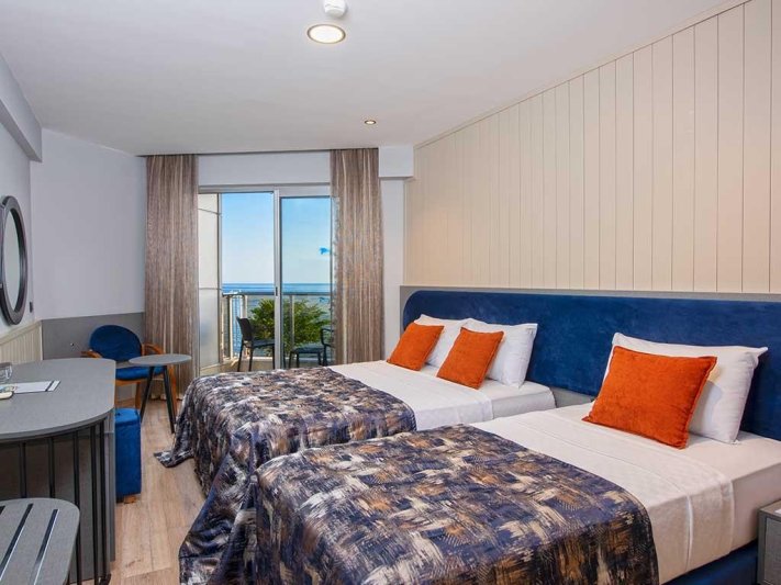 Alanya utazás Monart City