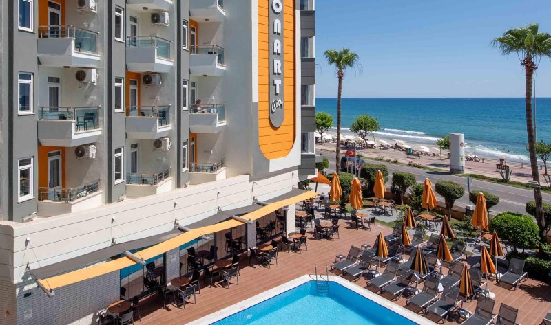 Alanya utazás Monart City