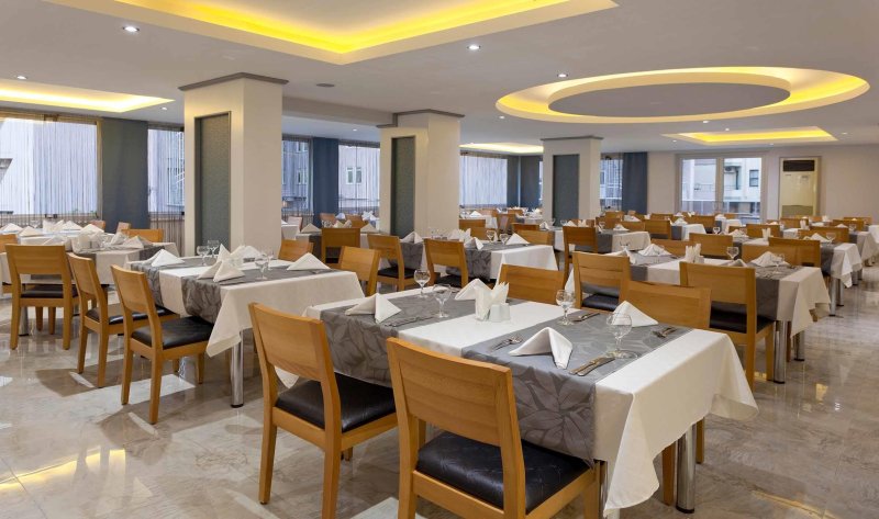 Alanya utazás Monart City