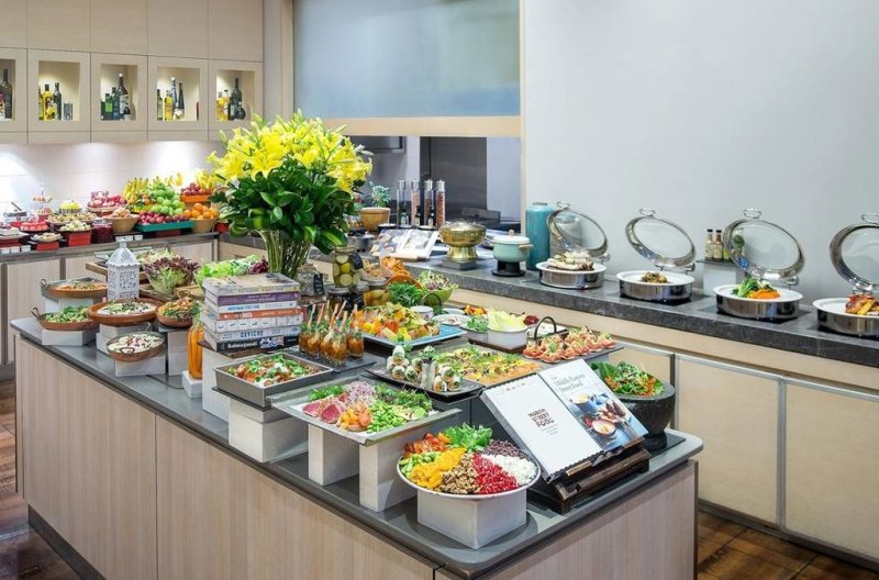 Dubai utazás Mövenpick Hotel Apartments Bur Dubai