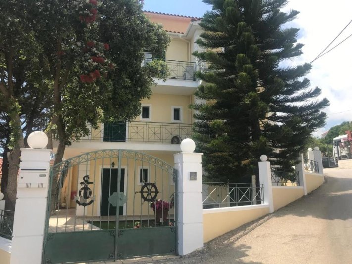 Kefalónia utazás Naftilos