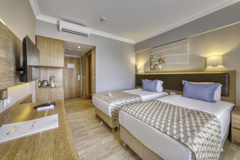 Side utazás Numa Club Side