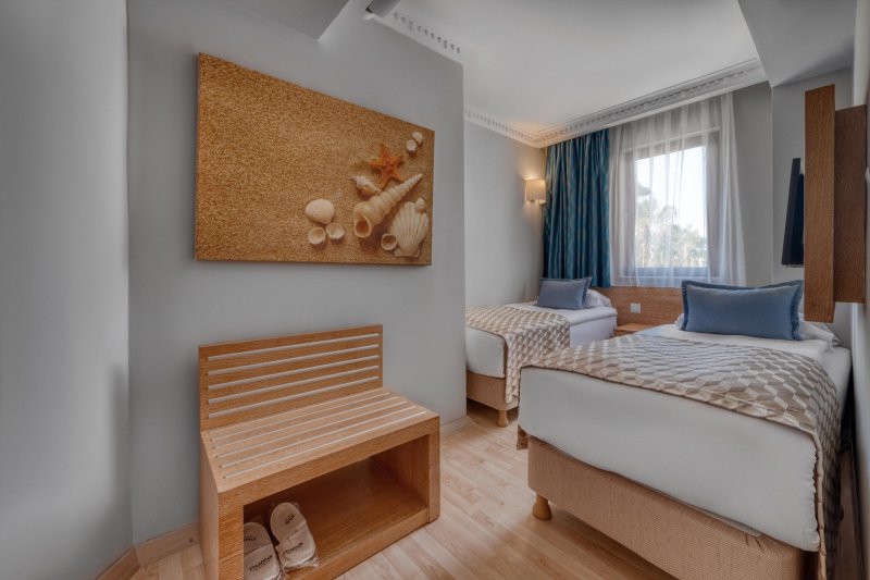 Side utazás Numa Club Side