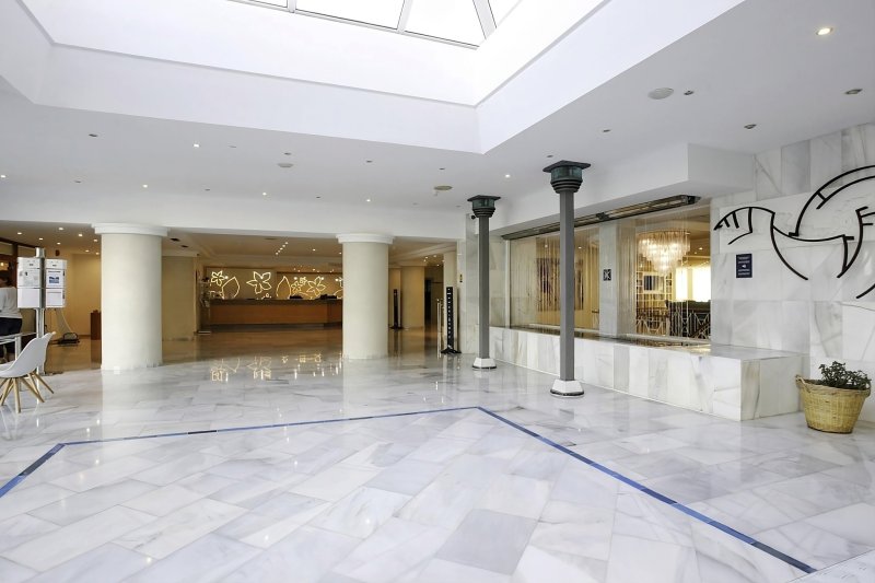 Mallorca utazás Oleander