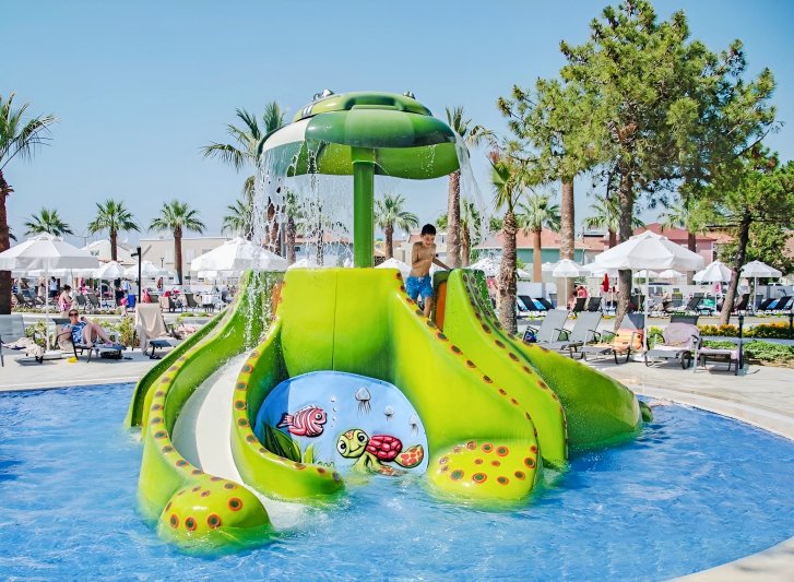 Kusadasi utazás Palm Wings Beach Resort & Spa