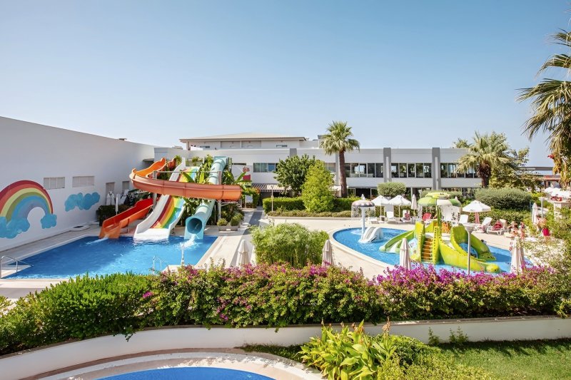 Kusadasi utazás Palm Wings Beach Resort & Spa