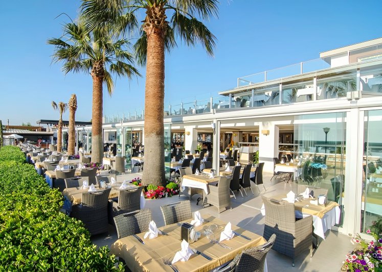 Kusadasi utazás Palm Wings Beach Resort & Spa