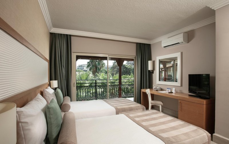 Side utazás Paloma Oceana Resort