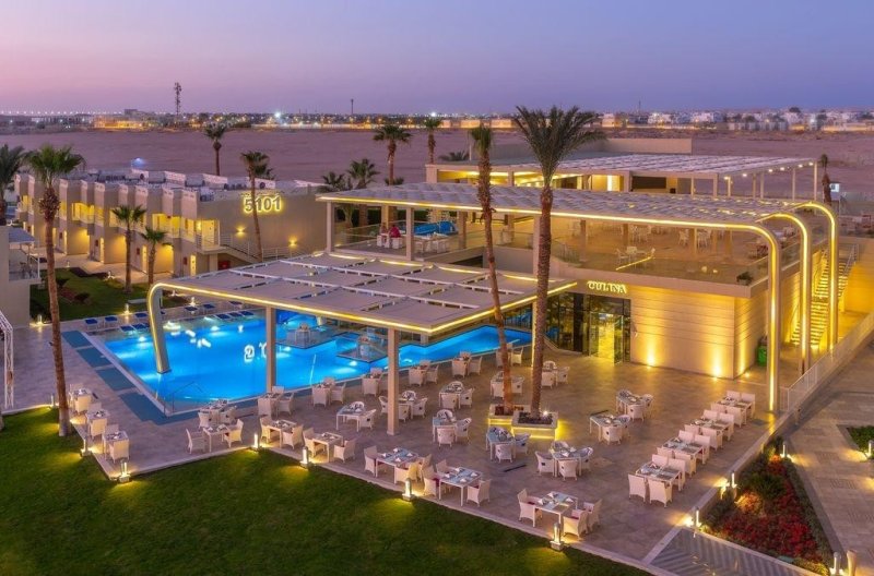 Hurghada utazás Pickalbatros Beach Albatros Resort