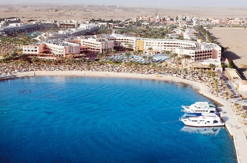 Hurghada utazás Pickalbatros Beach Albatros Resort