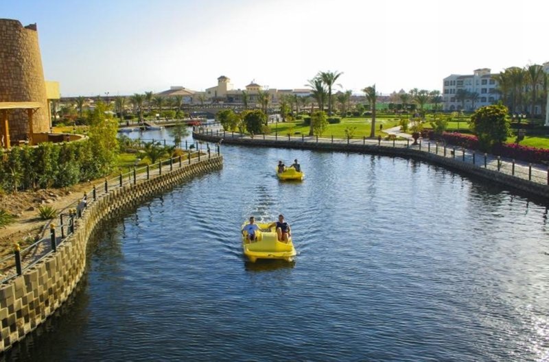 Hurghada utazás Pickalbatros Dana Beach Resort