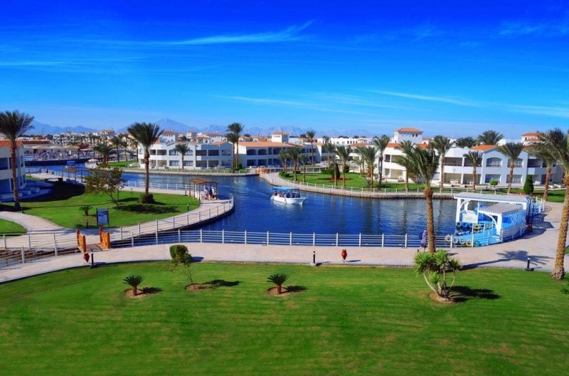 Hurghada utazás Pickalbatros Dana Beach Resort