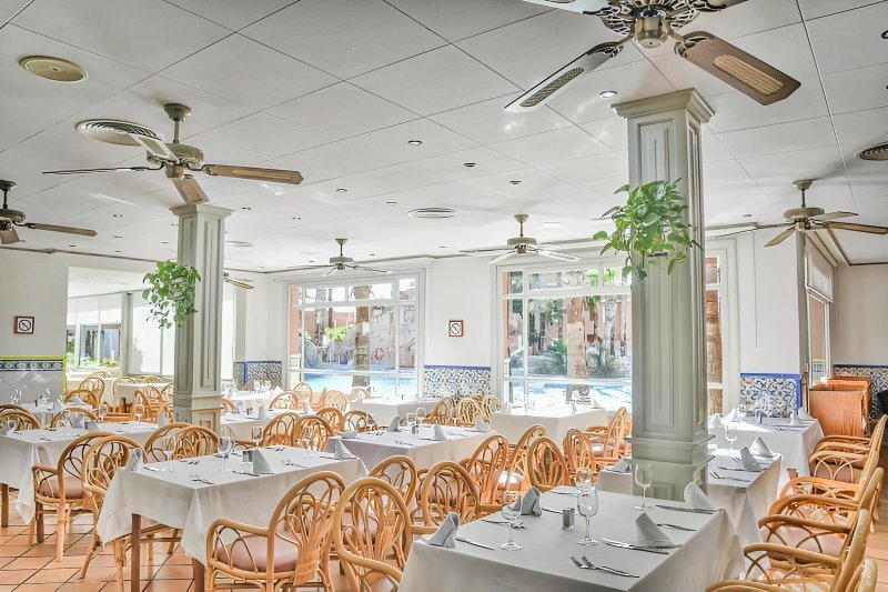 Costa de Almería utazás Playacapricho