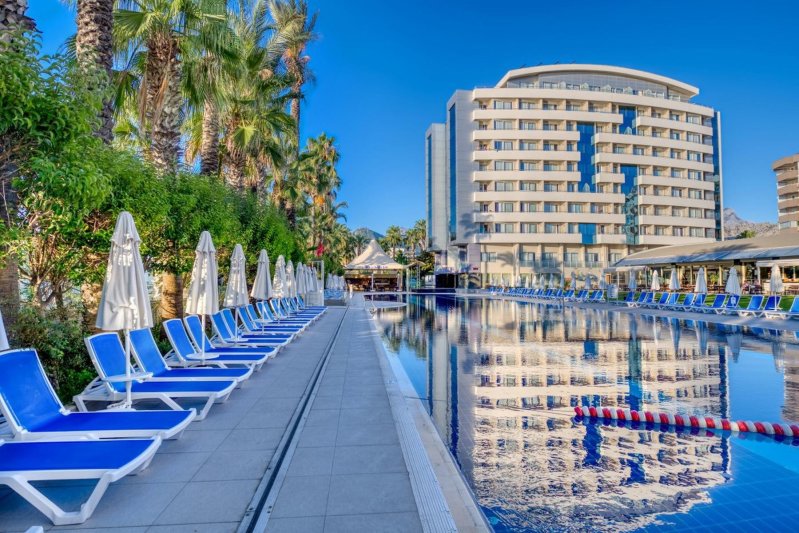 Antalya utazás Porto Bello Resort & Spa