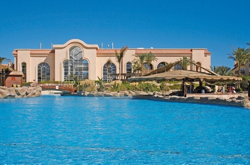 Hurghada utazás Pyramisa Beach Resort Sahl Hasheesh