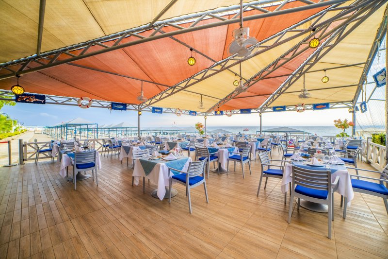 Kemer utazás Queens Park Le Jardin