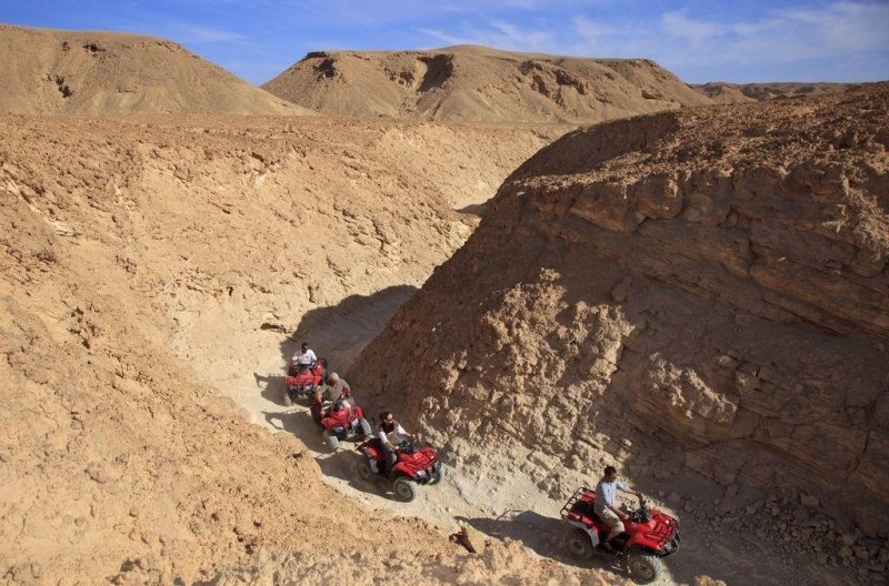 Marsa Alam utazás Radisson Blu Quseir