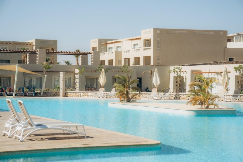 Marsa Alam utazás Reef Oasis Suakin Resort