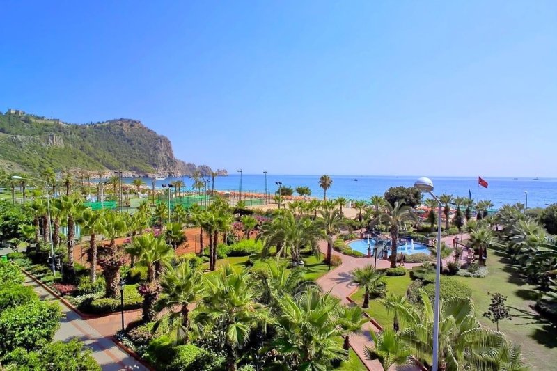 Alanya utazás Riviera