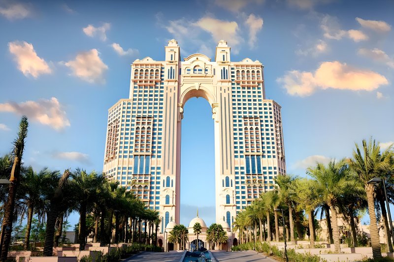 images/galeria/k/2025/rixos-marina-abu-dhabi-egyesult-arab-emirsegek-1.jpg