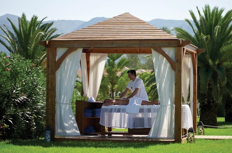 Korfu utazás Roda Beach Resort & Spa