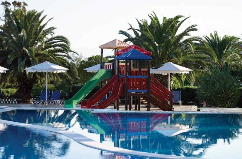 Korfu utazás Roda Beach Resort & Spa