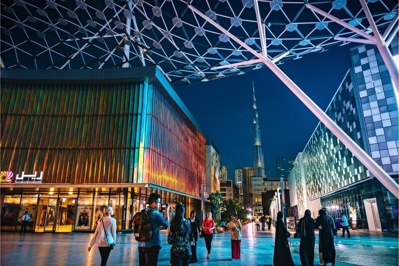Dubai utazás Rove City Walk