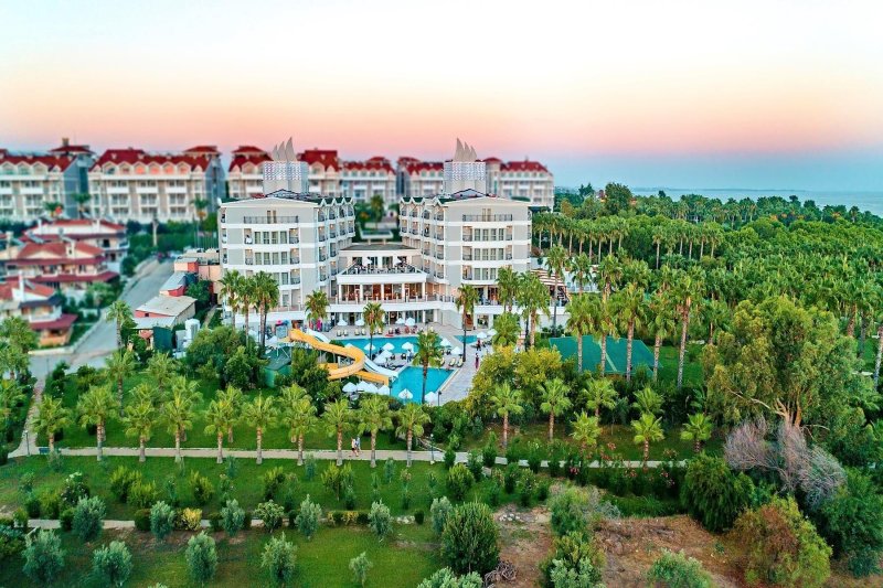 Side utazás Royal Atlantis Beach