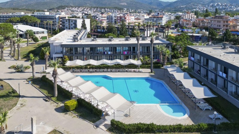 Kusadasi utazás Royal Beach Club
