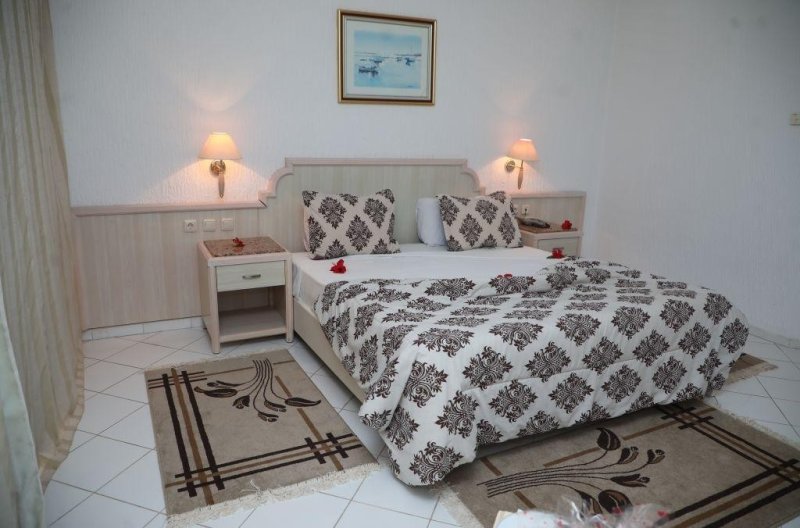 Sousse utazás Royal Jinene Resort