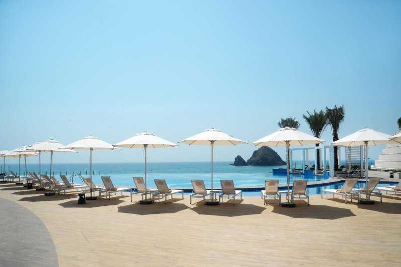Fujairah utazás Royal M Al Aqah Beach Hotel and Resort