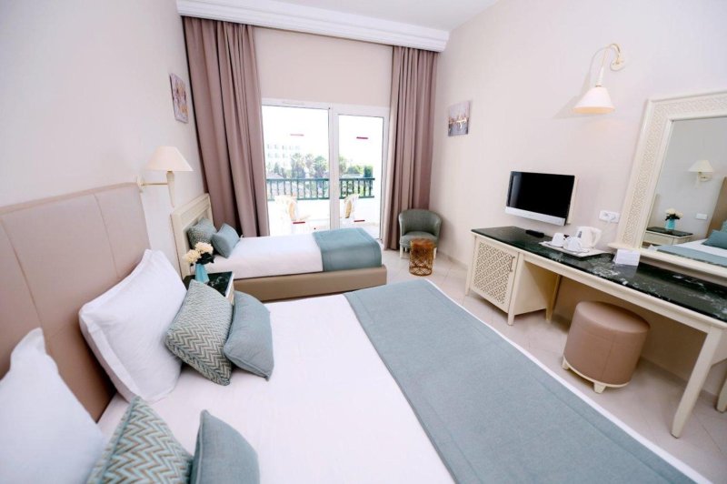 Hammamet utazás Royal Nozha Beach