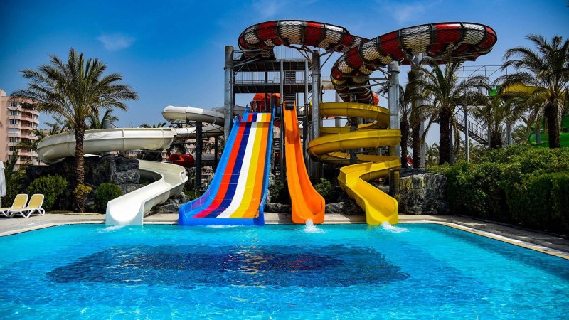 Antalya utazás Royal Wings