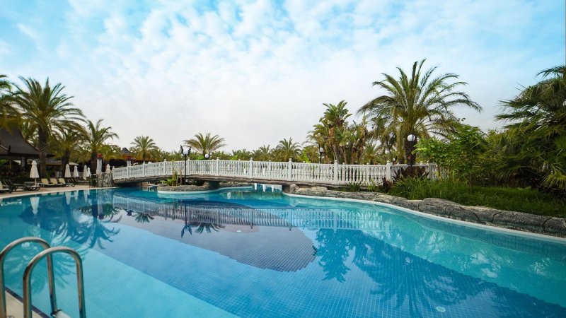 Antalya utazás Royal Wings