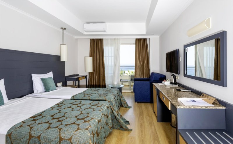 Kusadasi utazás Sealight Resort Hotel