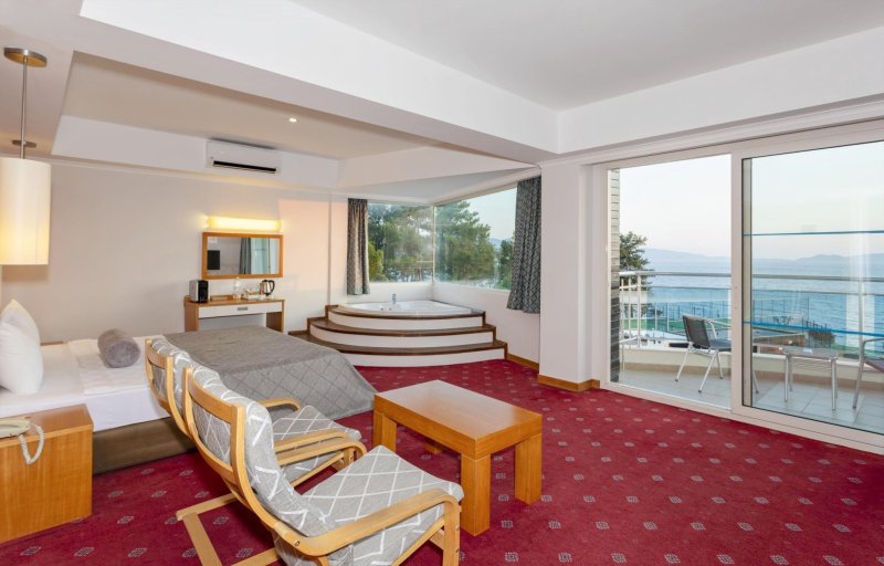 Kusadasi utazás Sealight Resort Hotel