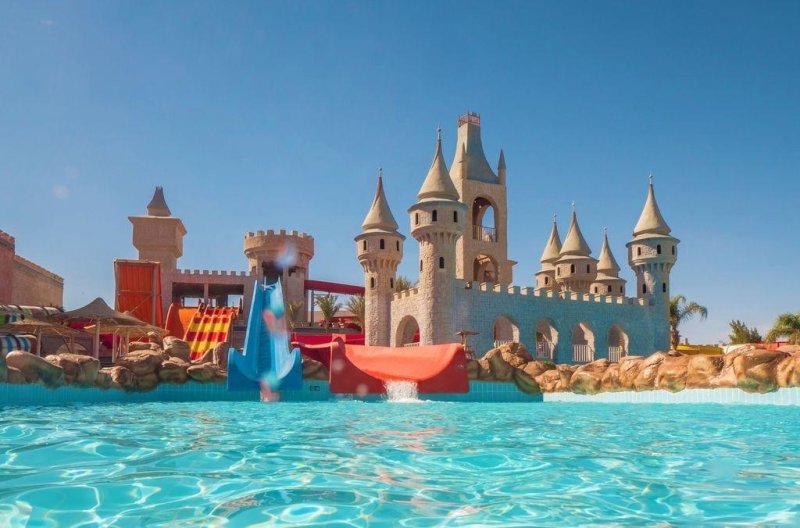 Hurghada utazás Serenity Fun City