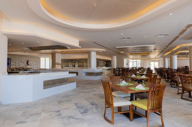 Hurghada utazás Seven Seas Jolie Bay