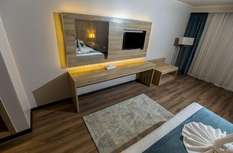 Hurghada utazás Seven Seas Jolie Bay