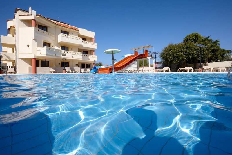 Kréta Gouves utazás St. Constantin