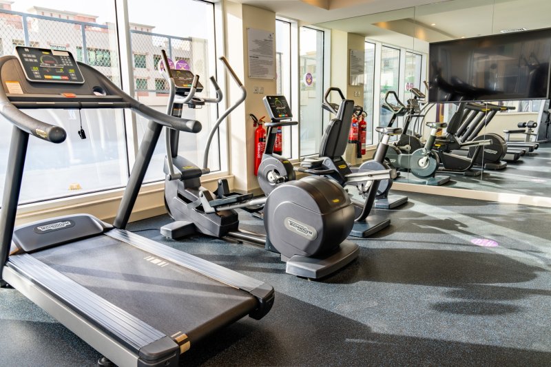 Dubai utazás Studio M Arabian Plaza Hotel & Apartments