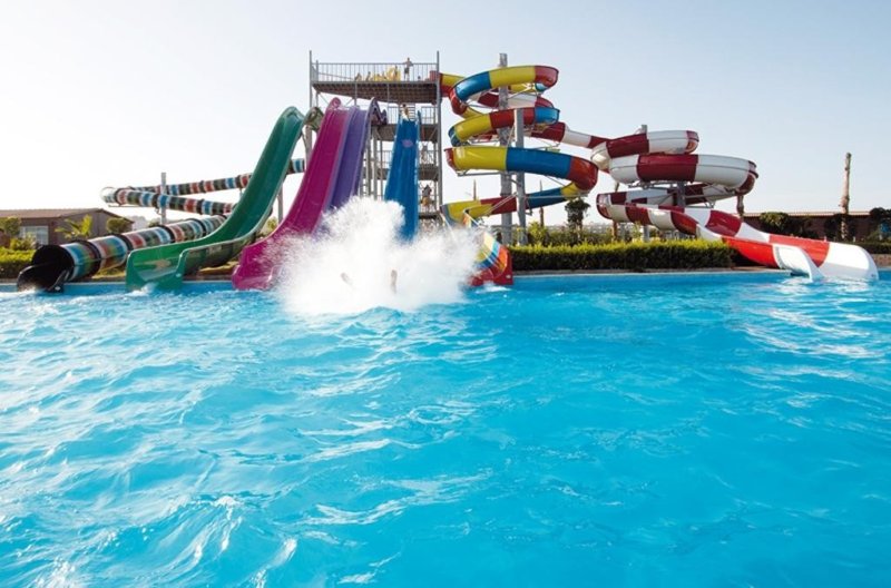 Hurghada utazás Sunrise Alora Aqua Park Resort