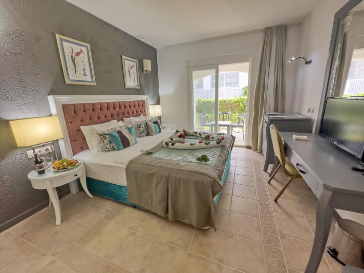 Bodrum utazás Tiana Beach Hotel