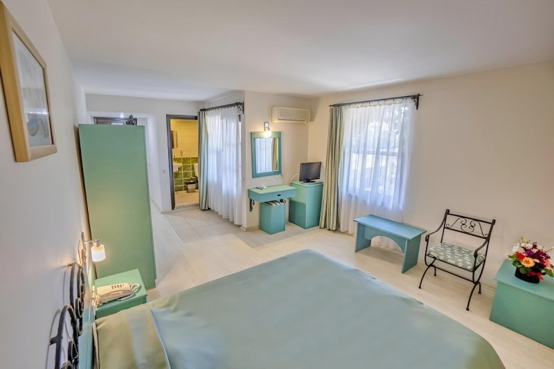 Alanya utazás Titan Club