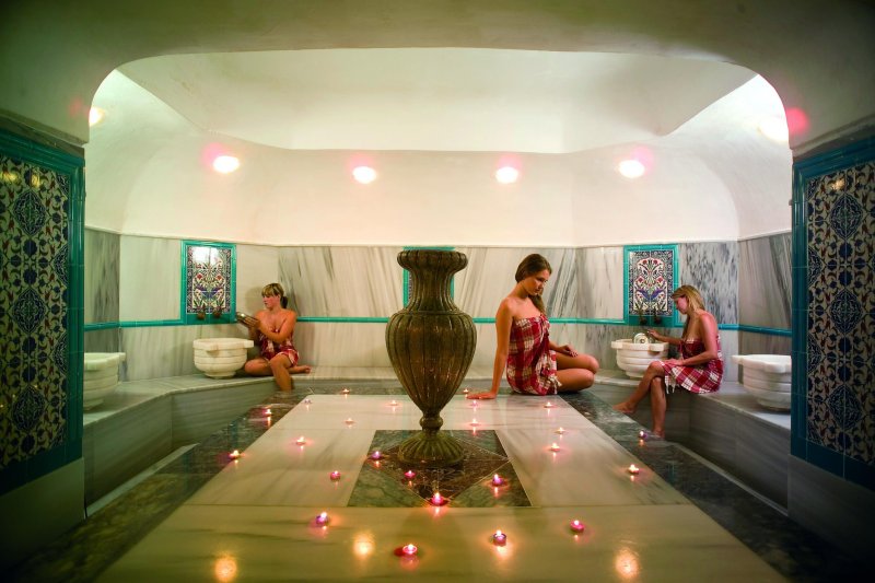 Alanya utazás Titan Club