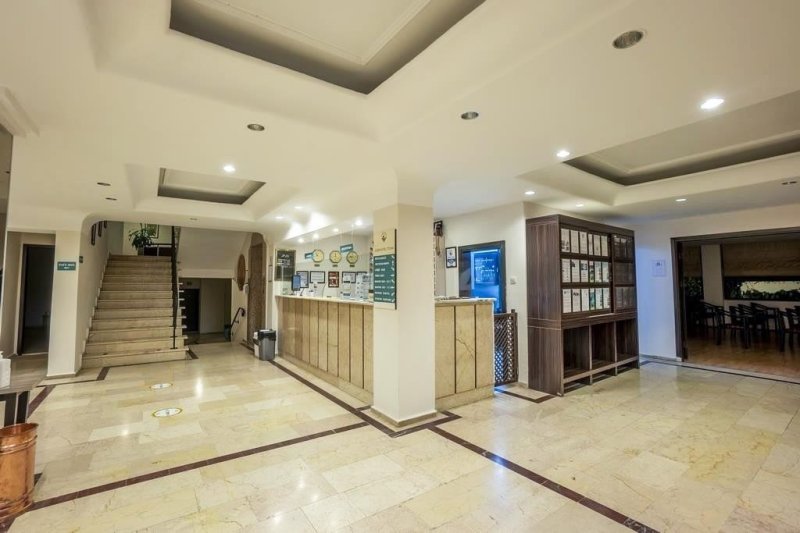 Alanya utazás Titan Club