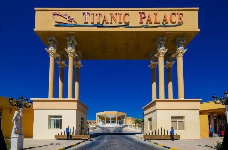 Hurghada utazás Titanic Palace Resort