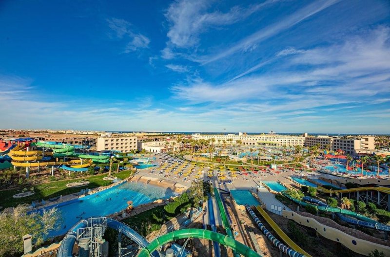 Hurghada utazás Titanic Resort & Aquapark