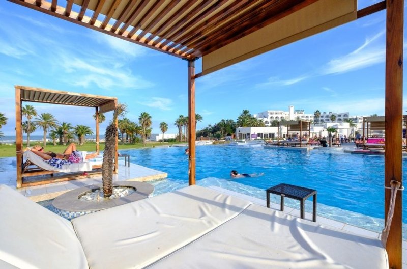 Sousse utazás Tour Khalef