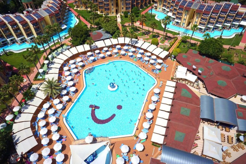 Alanya utazás TUI Blue Pascha Bay